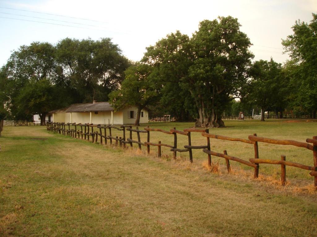 Hotel De Campo La Morena Ezeiza Exterior photo